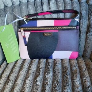 NWT Kate spade wristlet